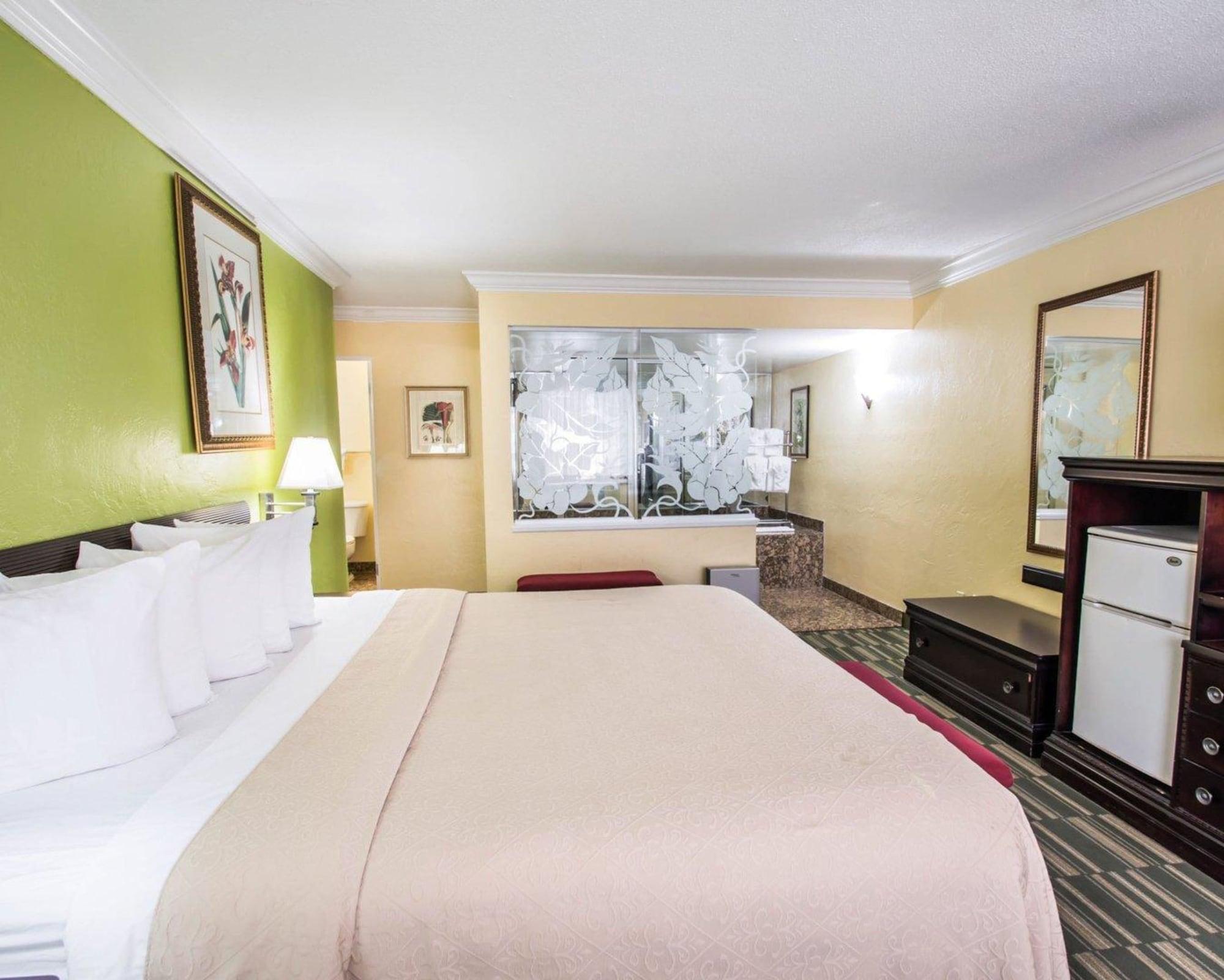 Quality Inn Ormond Beach Oceanfront Exterior photo